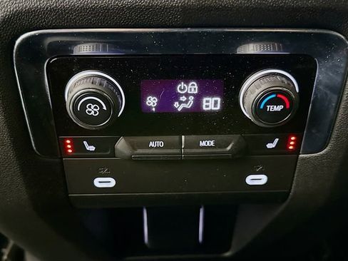 Used 2023 Chevrolet Tahoe Z71 w/ Luxury Package image 25