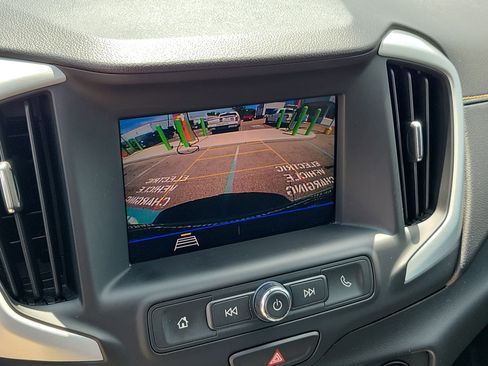 Used 2020 GMC Terrain SLE FWD image 26