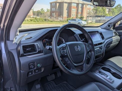 Used 2023 Honda Ridgeline RTL image 11