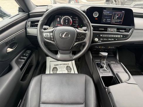 Used 2022 Lexus ES 350 w/ Premium Package image 15