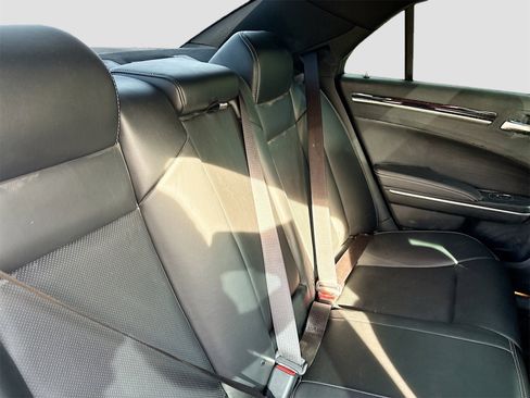 Used 2023 Chrysler 300 S w/ Comfort Group image 29