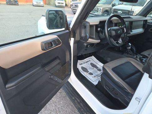 Used 2024 Ford Bronco Wildtrak AWD/4WD image 5