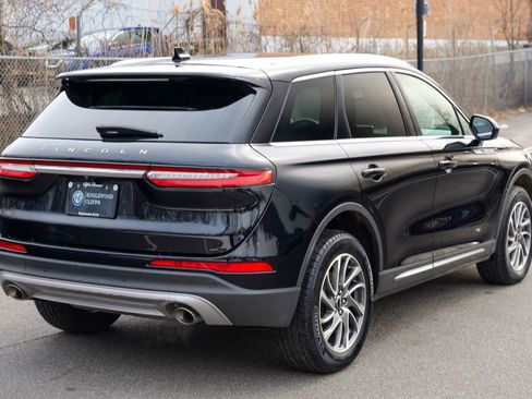Used 2022 Lincoln Corsair AWD w/ Equipment Group 101A image 7