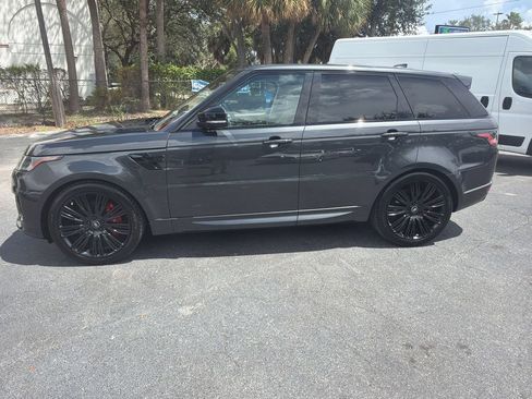 Used 2019 Land Rover Range Rover Sport Supercharged AWD/4WD image 2