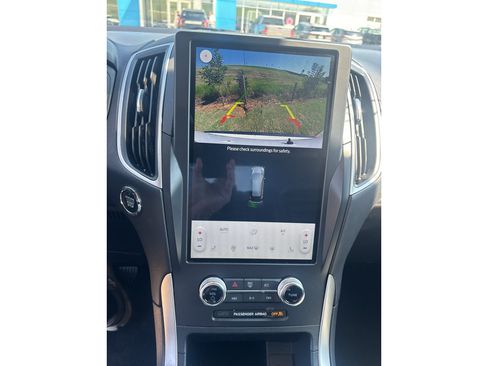 Used 2024 Ford Edge SEL AWD/4WD image 14