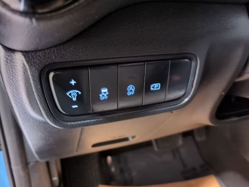 Certified 2023 Kia Soul GT-Line image 17