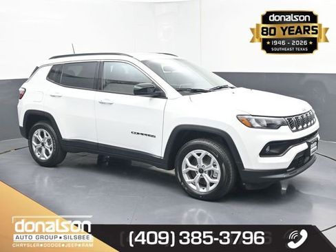 New 2026 Jeep Compass Latitude image 1