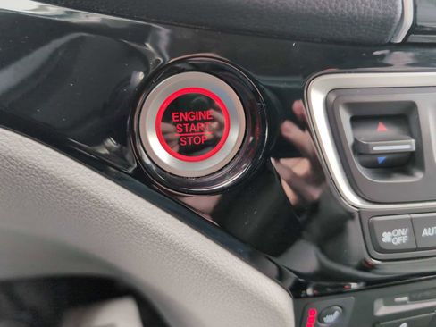 Used 2021 Honda Pilot Elite image 18