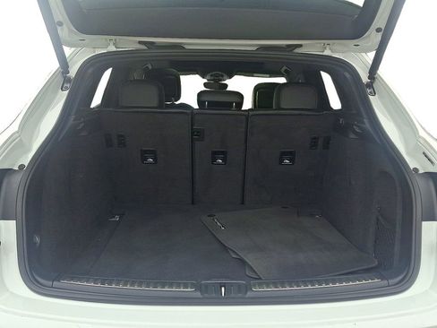 Used 2021 Porsche Macan image 29