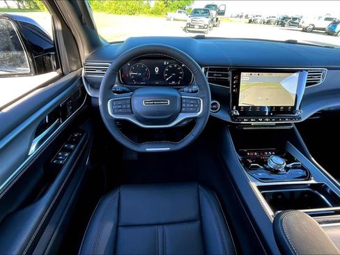 New 2026 Jeep Grand Wagoneer L Limited AWD/4WD image 21