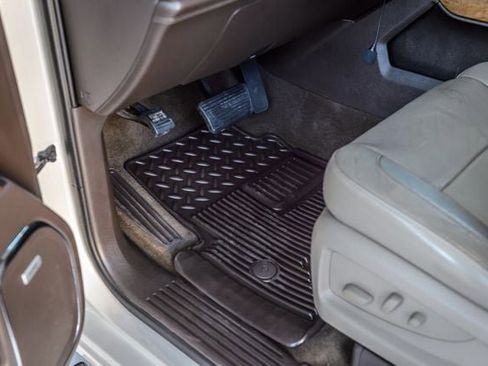 Used 2014 Chevrolet Silverado 1500 LTZ w/ LTZ Plus Package image 40