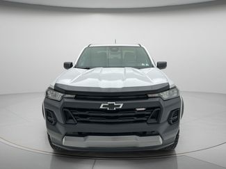 Used 2024 Chevrolet Colorado Trail Boss w/ Advanced Trailering Package AWD/4WD video 2