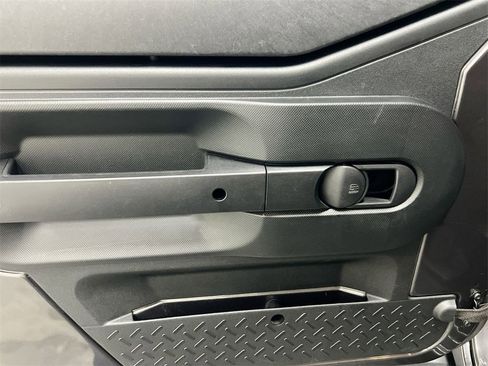 Used 2018 Jeep Wrangler Sport image 18