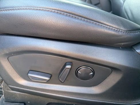 Certified 2022 Ford Explorer Limited image 26