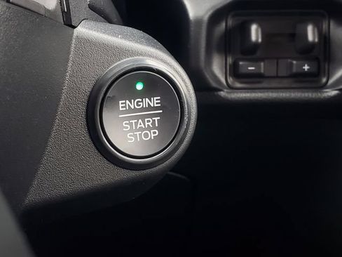 Used 2025 Ford Ranger Raptor AWD/4WD image 17