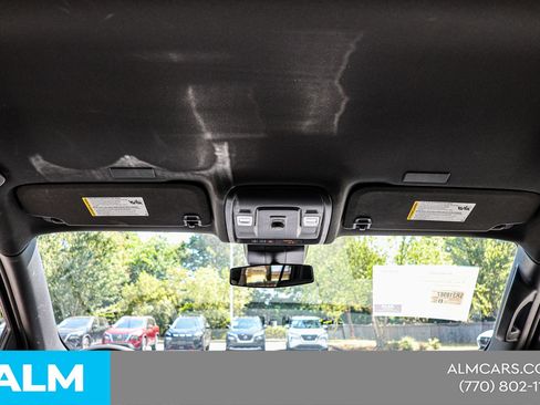 Used 2025 Chevrolet Tahoe LT AWD/4WD image 47