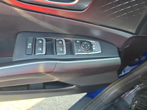 Used 2022 Kia Sorento S w/ Panoramic Sunroof Package FWD image 30