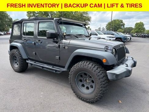 Used 2017 Jeep Wrangler Unlimited Sport w/ Connectivity Group AWD/4WD image 1