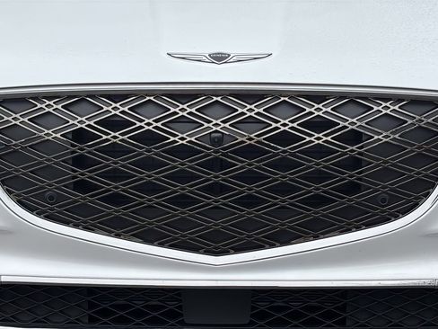 Certified 2026 Genesis GV70 2.5T Advanced image 9