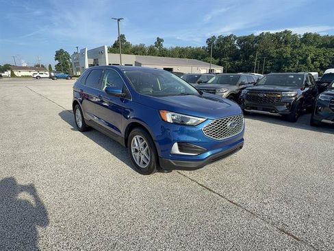 Used 2024 Ford Edge SEL AWD/4WD image 9