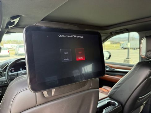 Used 2024 GMC Yukon XL Denali Ultimate image 17