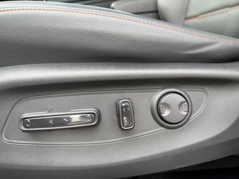 Used 2025 Honda CR-V Sport-L image 18