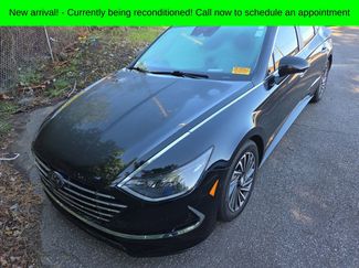 Used 2023 Hyundai Sonata Limited w/ Cargo Package FWD video 1
