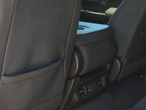 Used 2024 Chevrolet Silverado 1500 Custom AWD/4WD image 28