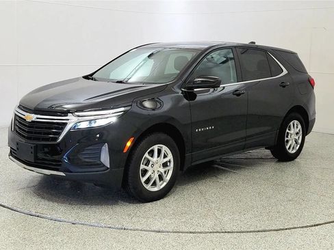 Used 2024 Chevrolet Equinox LT w/ LPO, Floor Liner Package AWD/4WD image 3