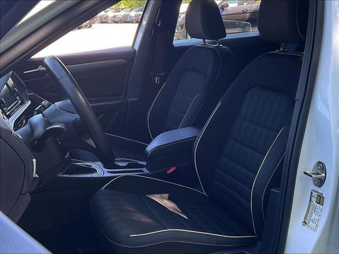 Certified 2023 Volkswagen Jetta Sport FWD image 10