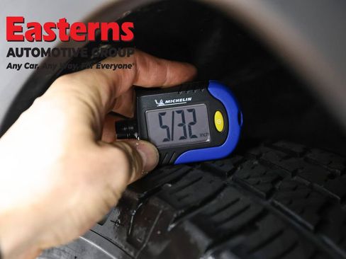 Used 2022 Jeep Compass Trailhawk w/ Trailhawk Elite Group AWD/4WD image 29