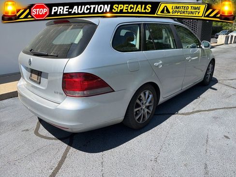 Used 2014 Volkswagen Jetta SE FWD image 10