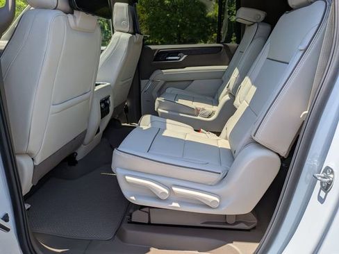 New 2026 GMC Yukon XL Denali AWD/4WD image 22