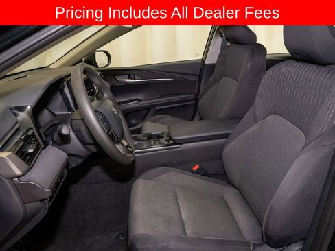 Used 2025 Toyota Camry LE FWD image 9