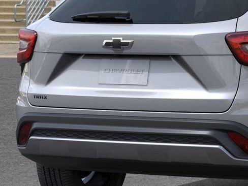 New 2026 Chevrolet Trax LT w/ LT Convenience Package image 14