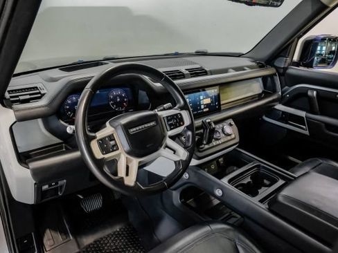 Used 2020 Land Rover Defender 110 First Edition AWD/4WD image 4