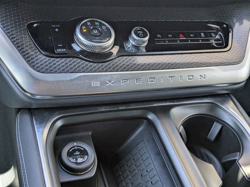 Certified 2025 Ford Expedition Platinum w/ Stealth Performance Package image 23