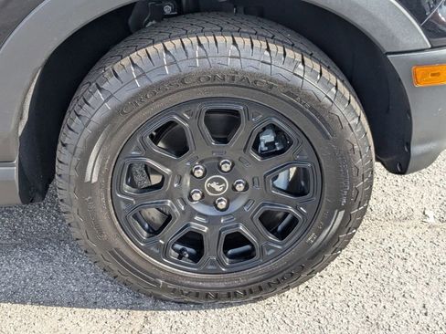 Used 2025 Ford Bronco Sport Badlands image 11