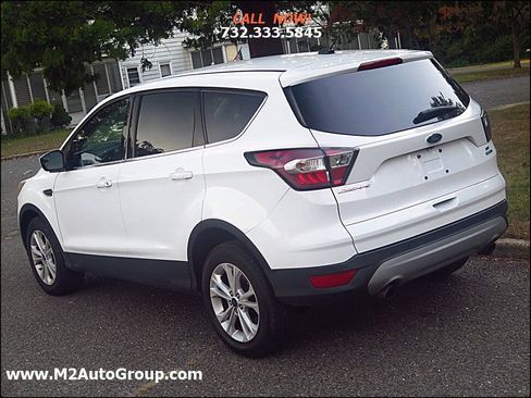 Used 2017 Ford Escape SE AWD/4WD image 26
