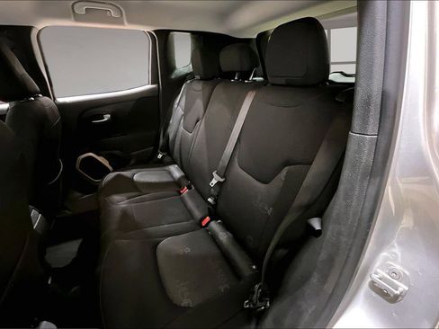 Used 2016 Jeep Renegade Latitude AWD/4WD image 24