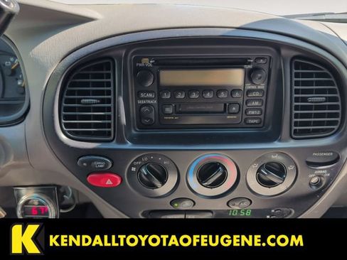 Used 2000 Toyota Tundra SR5 w/ Convenience Pkg AWD/4WD image 14