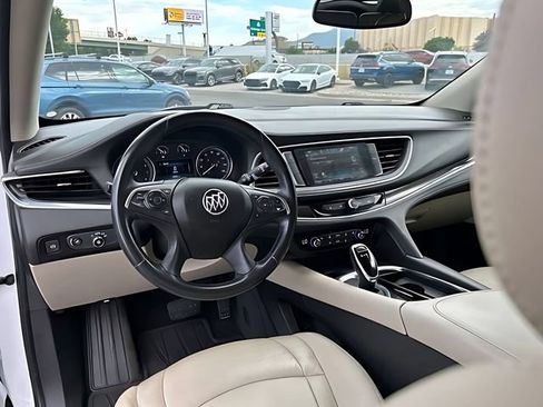 Used 2019 Buick Enclave Essence FWD image 20