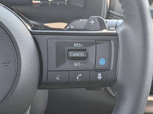 Certified 2023 Nissan Rogue Platinum w/ Platinum Premium Package AWD/4WD image 18