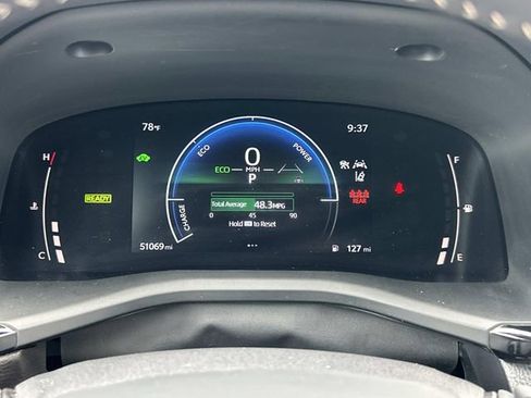 Used 2025 Toyota Camry SE w/ Convenience Package FWD image 29