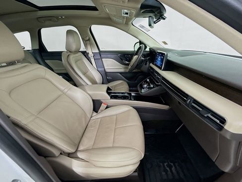 Used 2021 Lincoln Corsair Reserve image 31