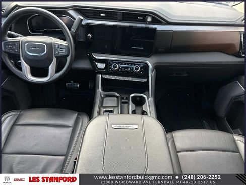 Used 2024 GMC Sierra 3500 Denali image 15