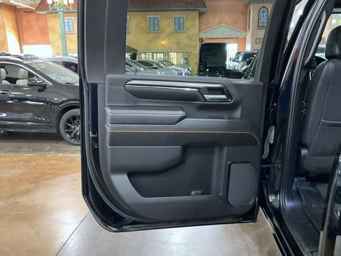 Used 2024 GMC Sierra 2500 AT4 w/ Technology Package image 20