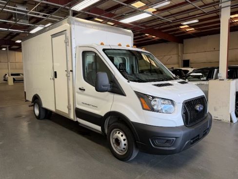 Used 2022 Ford Transit 350 DRW RWD image 6