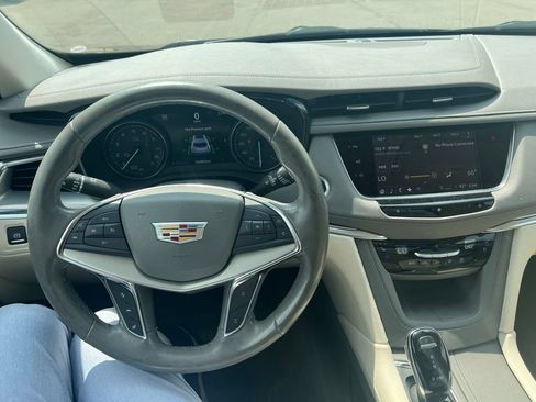 Used 2021 Cadillac XT5 Premium Luxury AWD/4WD image 13