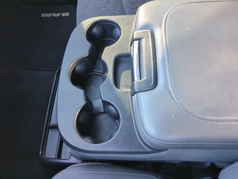 Certified 2018 RAM 1500 Big Horn image 15